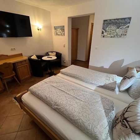 Hotel Garni Gafluna 장크트안톤암아를베르크 외부 사진