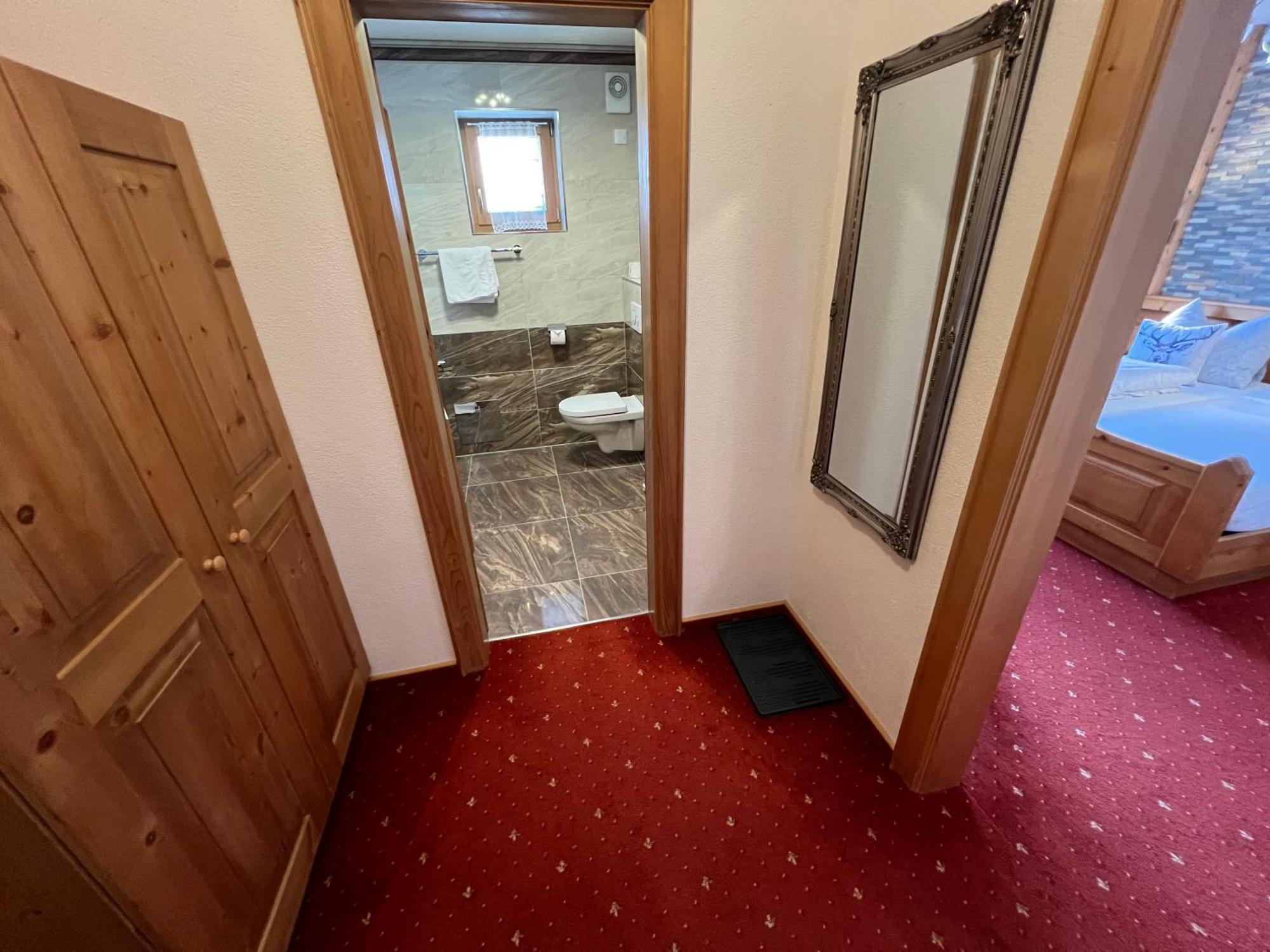 Hotel Garni Gafluna 장크트안톤암아를베르크 외부 사진