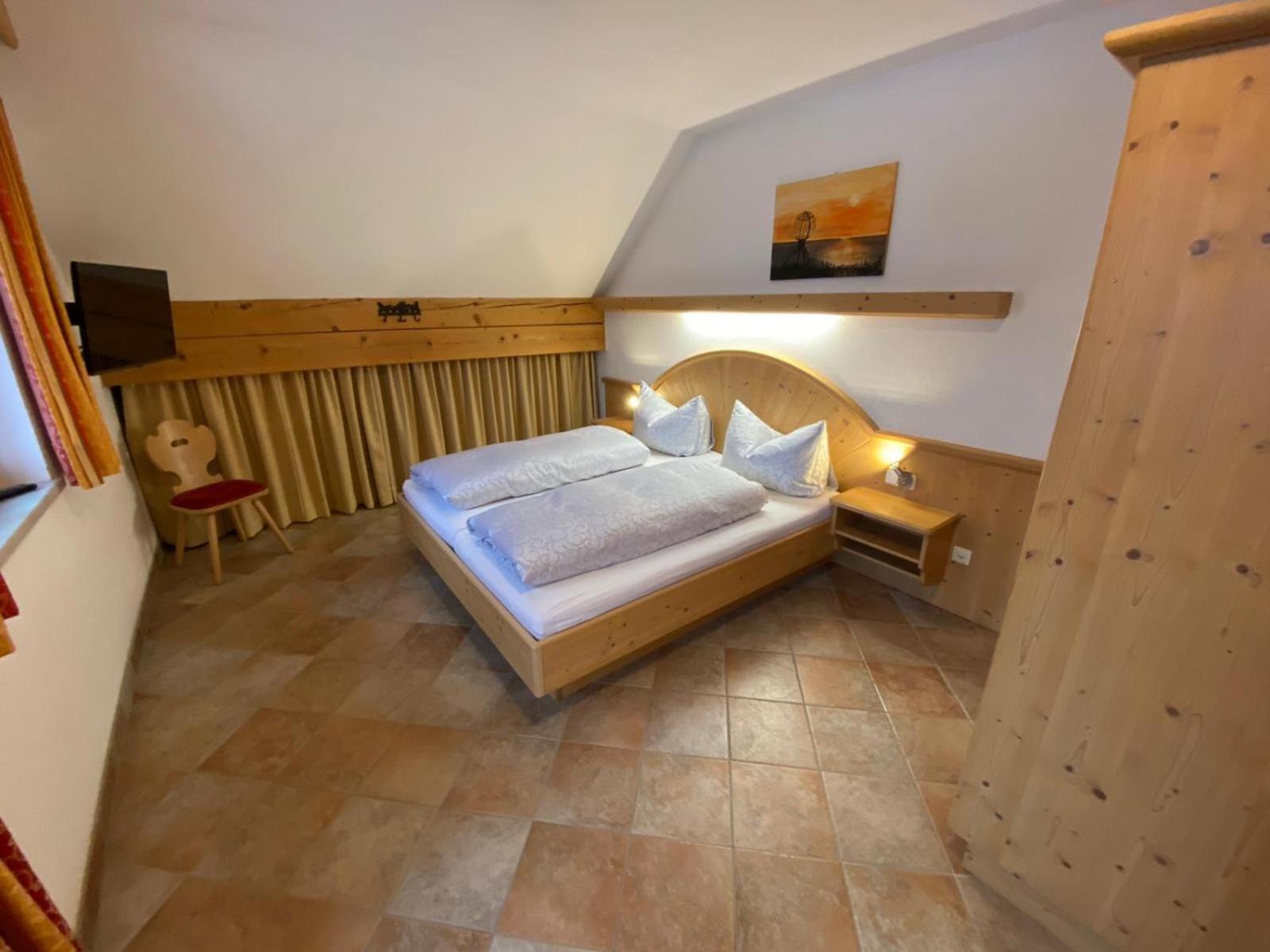 Hotel Garni Gafluna 장크트안톤암아를베르크 외부 사진