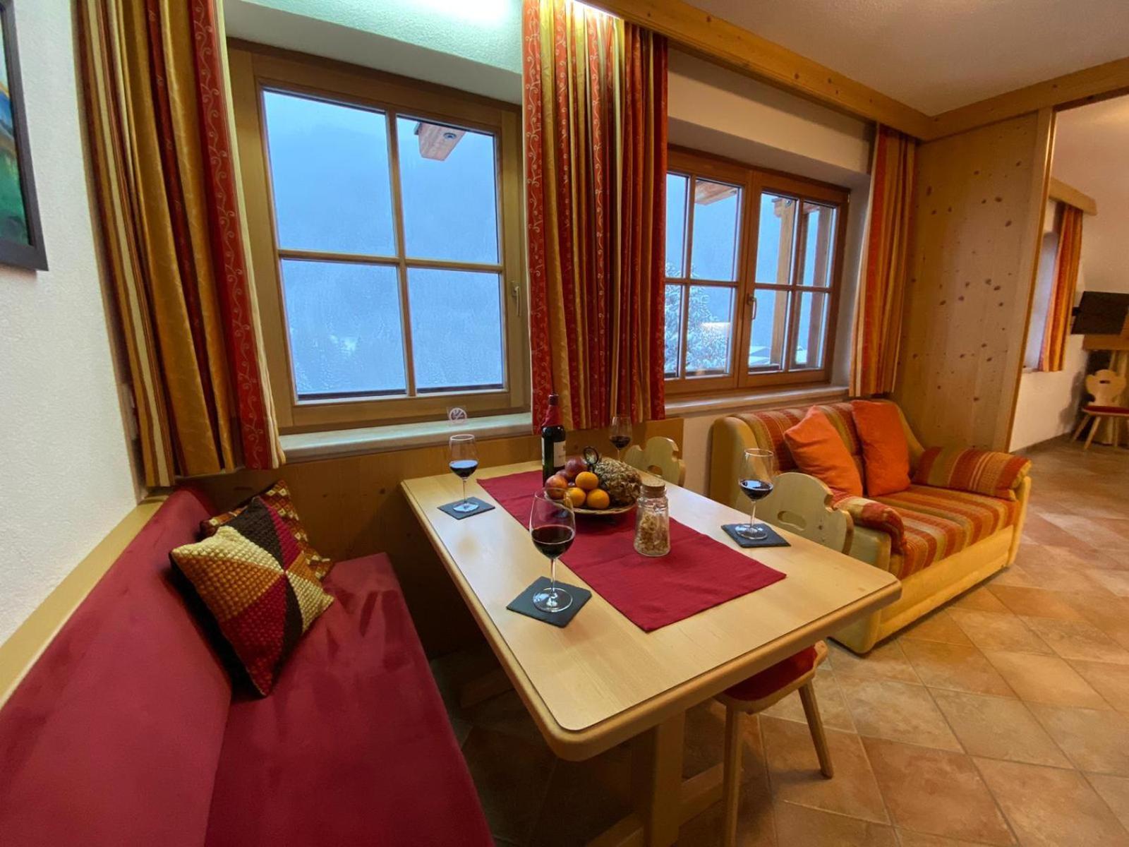 Hotel Garni Gafluna 장크트안톤암아를베르크 외부 사진