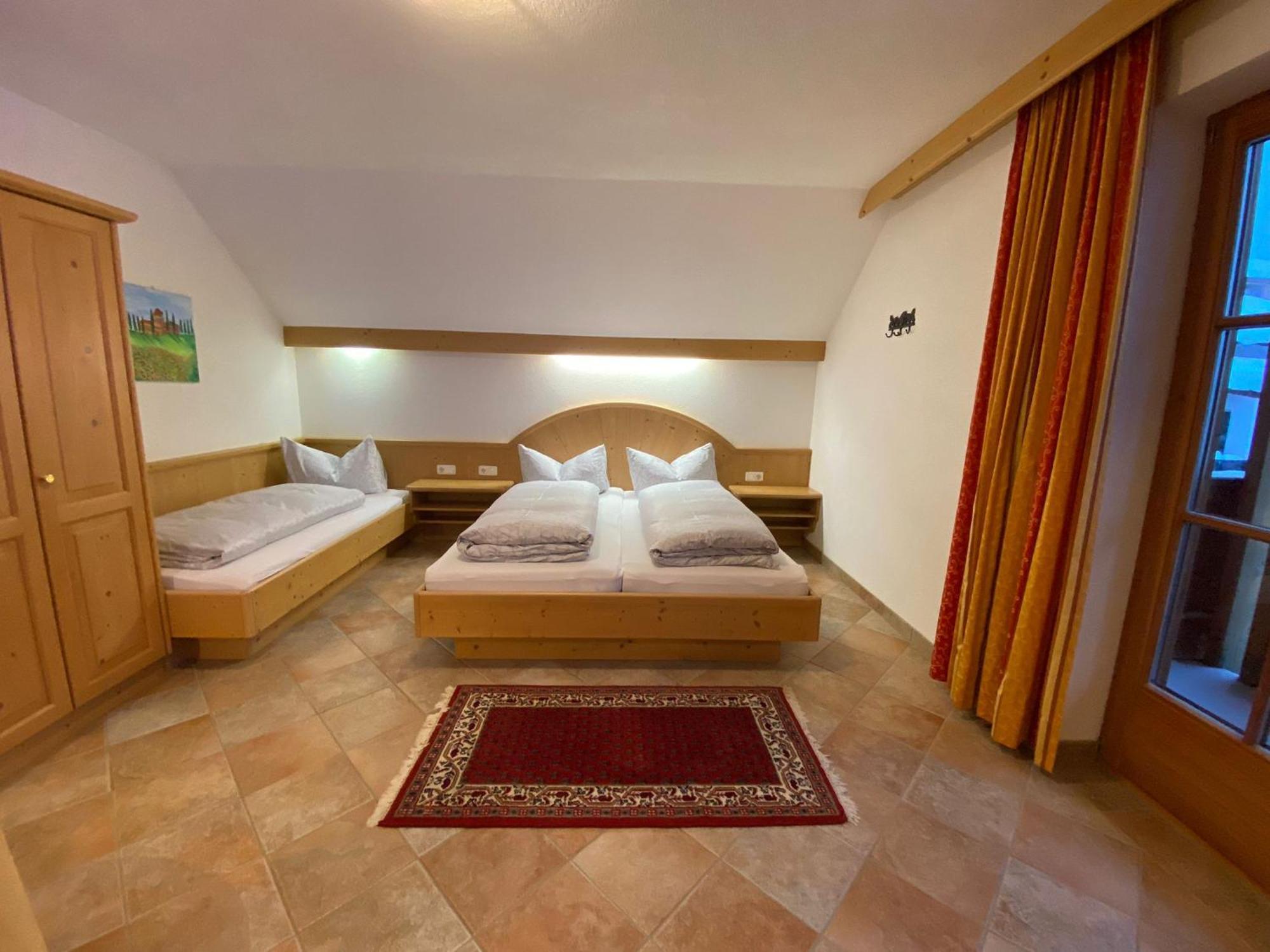 Hotel Garni Gafluna 장크트안톤암아를베르크 외부 사진